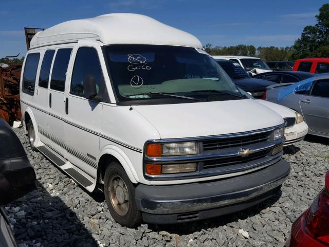 1GBFG15M0T1039262 - 1996 CHEVROLET G10 WHITE photo 1