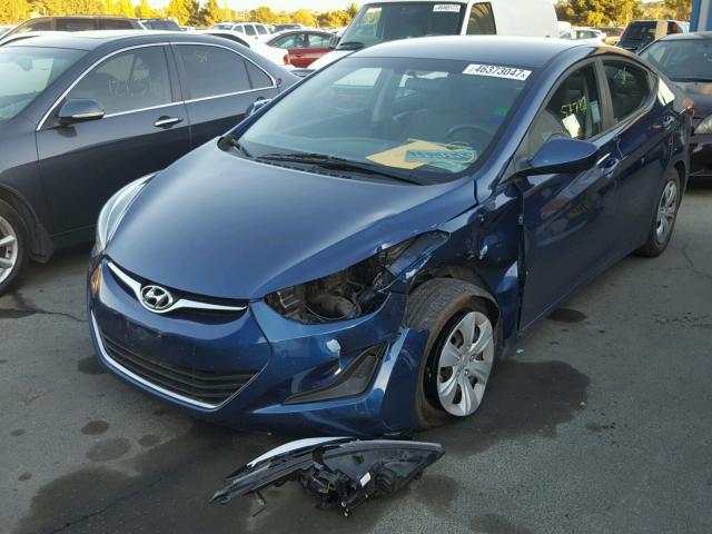 5NPDH4AE0GH674626 - 2016 HYUNDAI ELANTRA SE BLUE photo 2