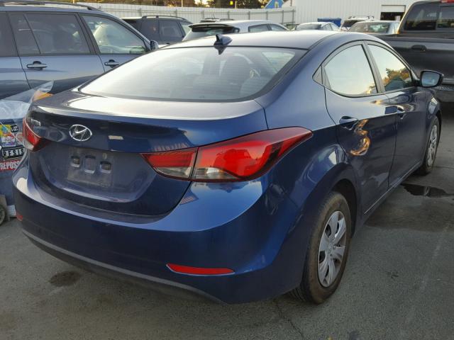 5NPDH4AE0GH674626 - 2016 HYUNDAI ELANTRA SE BLUE photo 4