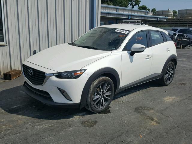 JM1DKDC71J1324906 - 2018 MAZDA CX-3 TOURI WHITE photo 2