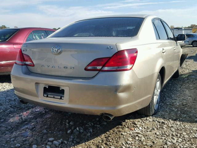 4T1BK36B27U218114 - 2007 TOYOTA AVALON XL TAN photo 4