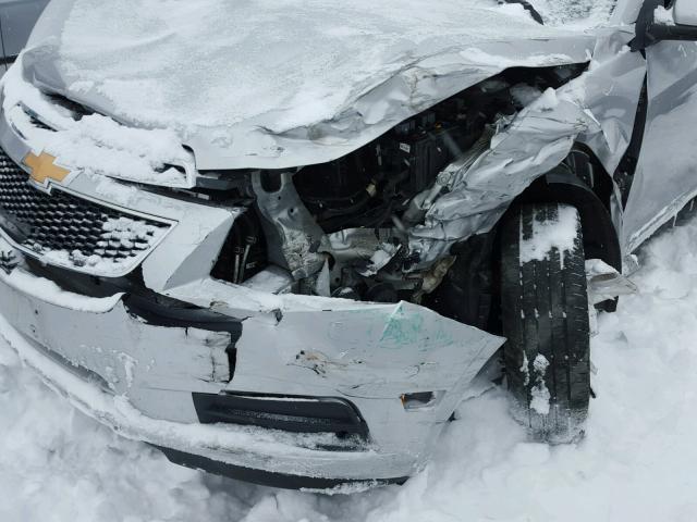 1G1PF5S96B7165723 - 2011 CHEVROLET CRUZE LT SILVER photo 9