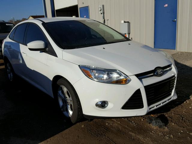 1FAHP3F20CL413408 - 2012 FORD FOCUS SE WHITE photo 1