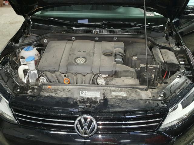 3VWDX7AJ4DM362295 - 2013 VOLKSWAGEN JETTA SE BLACK photo 7