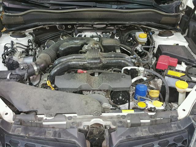 JF2SJAGC9FH840317 - 2015 SUBARU FORESTER 2 WHITE photo 7