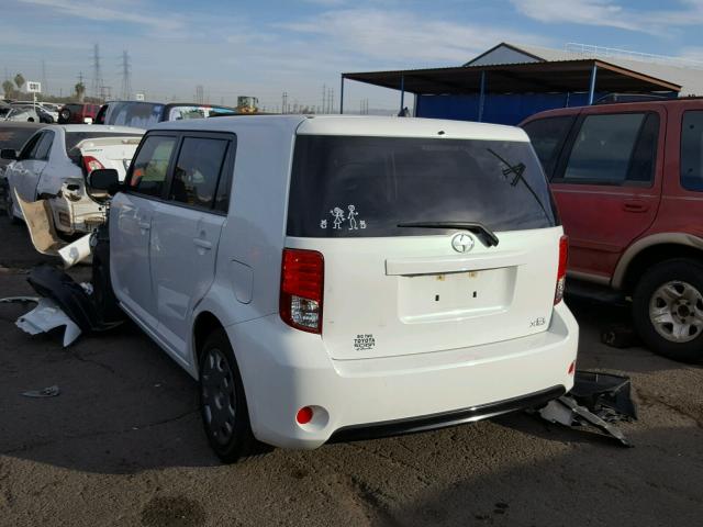 JTLZE4FE4EJ060016 - 2014 TOYOTA SCION XB WHITE photo 3