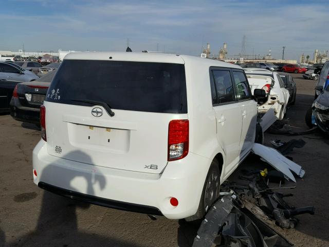 JTLZE4FE4EJ060016 - 2014 TOYOTA SCION XB 白色 照片 4