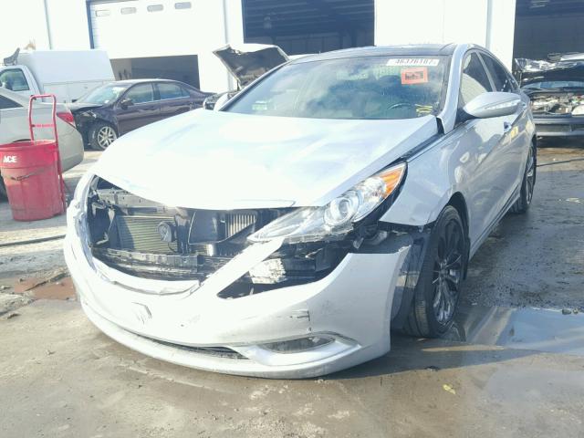 5NPEC4ABXCH482438 - 2012 HYUNDAI SONATA SE SILVER photo 2