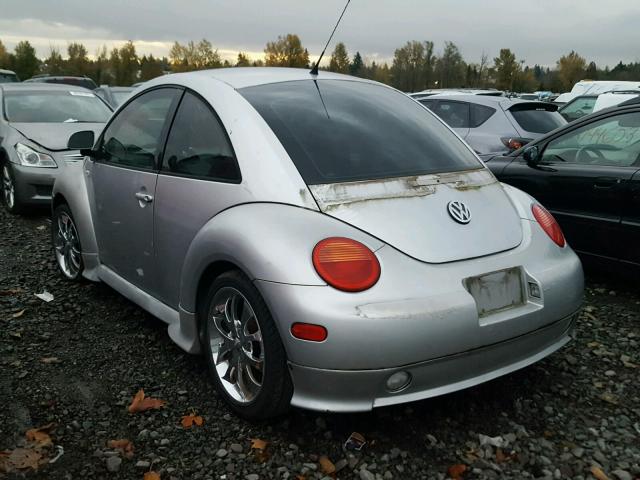 3VWCC21C2YM491430 - 2000 VOLKSWAGEN NEW BEETLE SILVER photo 3