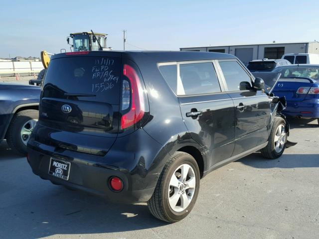 KNDJN2A27H7501228 - 2017 KIA SOUL BLACK photo 4