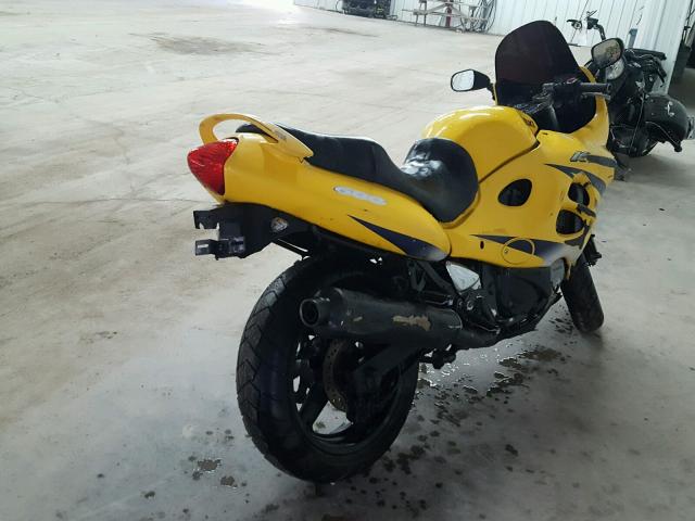 JS1GN79A822102846 - 2002 SUZUKI GSX600 YELLOW photo 4