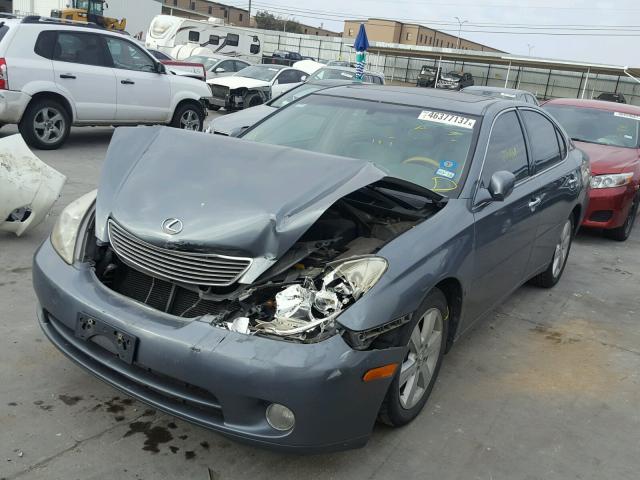 JTHBA30G555108434 - 2005 LEXUS ES 330 GREEN photo 2