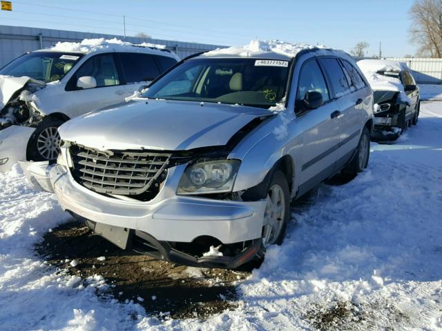 2C4GF48445R305557 - 2005 CHRYSLER PACIFICA SILVER photo 2