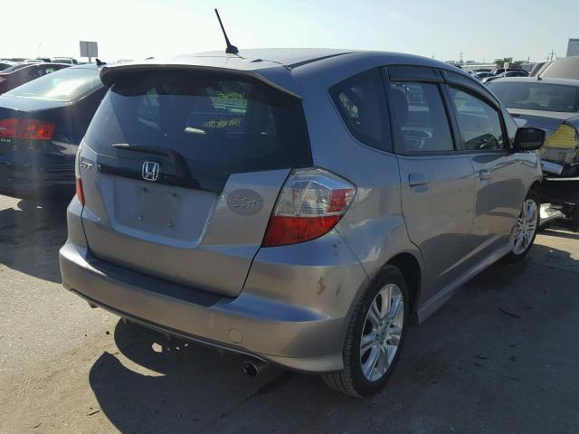 JHMGE8H69AS004284 - 2010 HONDA FIT SPORT GRAY photo 4