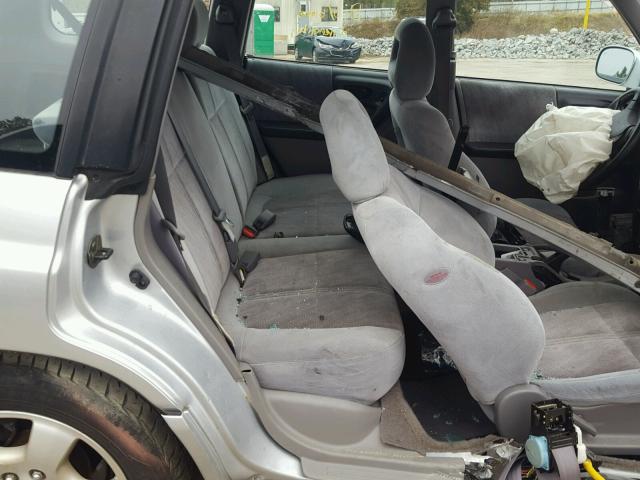 JF1SF65622H718425 - 2002 SUBARU FORESTER S 银色 照片 6