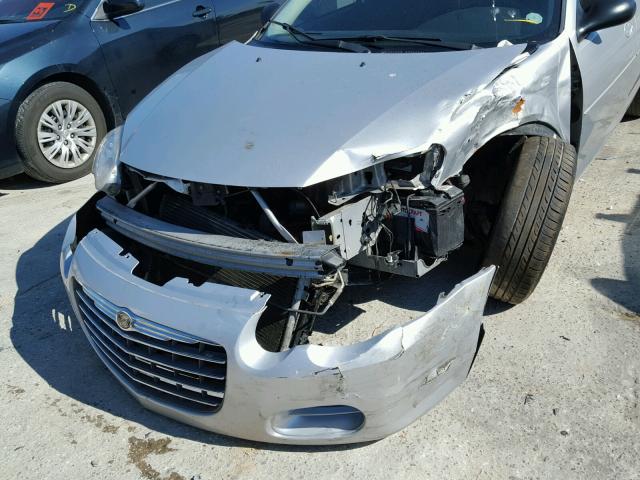 1C3EL46XX5N679170 - 2005 CHRYSLER SEBRING SILVER photo 9