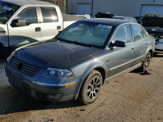 WVWPD63BX1P128337 - 2001 VOLKSWAGEN PASSAT BLUE photo 2