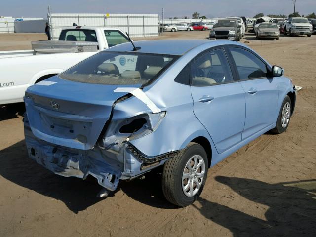 KMHCT4AEXDU298606 - 2013 HYUNDAI ACCENT BLUE photo 4