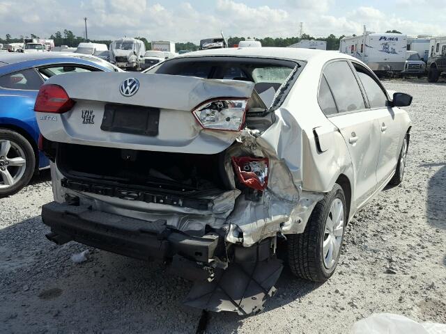 3VW2K7AJ6BM378789 - 2011 VOLKSWAGEN JETTA BASE SILVER photo 4