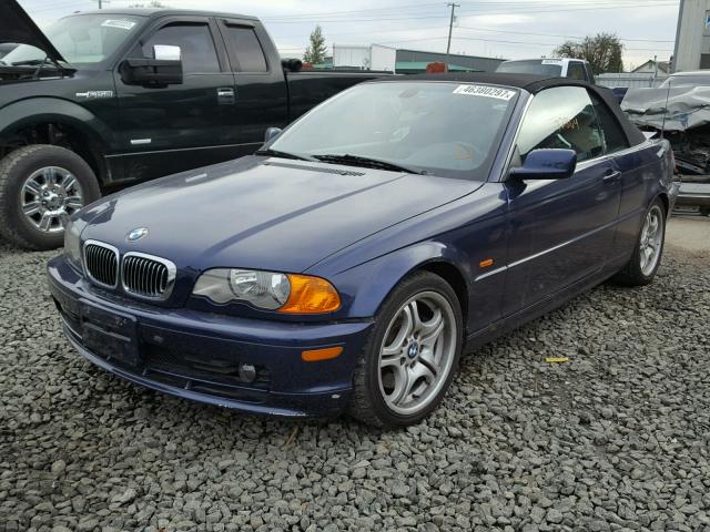 WBABS53471JU86734 - 2001 BMW 330 CI BLUE photo 2