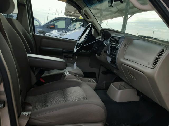 1FMZU67K04UA21818 - 2004 FORD EXPLORER S GOLD photo 5
