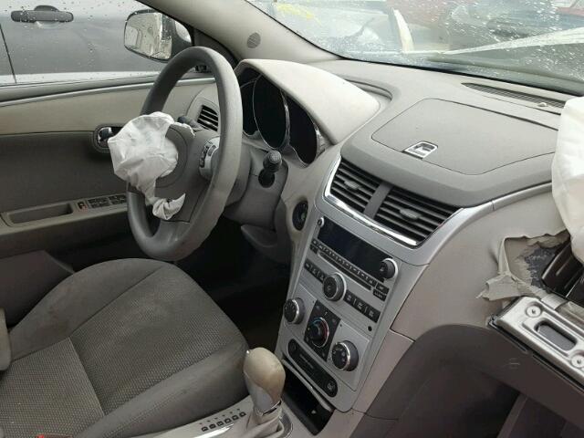 1G1ZH57B38F247227 - 2008 CHEVROLET MALIBU 1LT SILVER photo 9