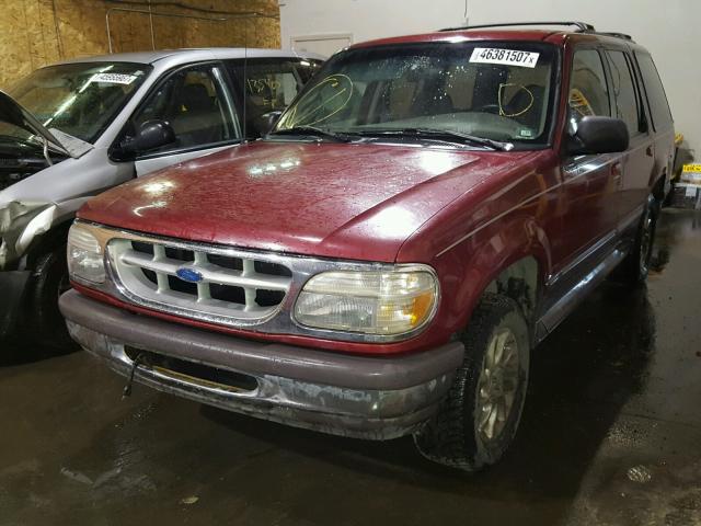 1FMDU34X2TUC52453 - 1996 FORD EXPLORER RED photo 2