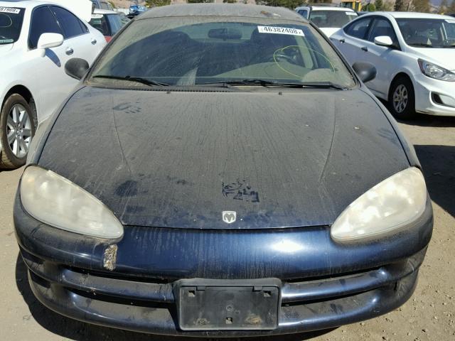 2B3HD46R82H290380 - 2002 DODGE INTREPID S BLUE photo 9