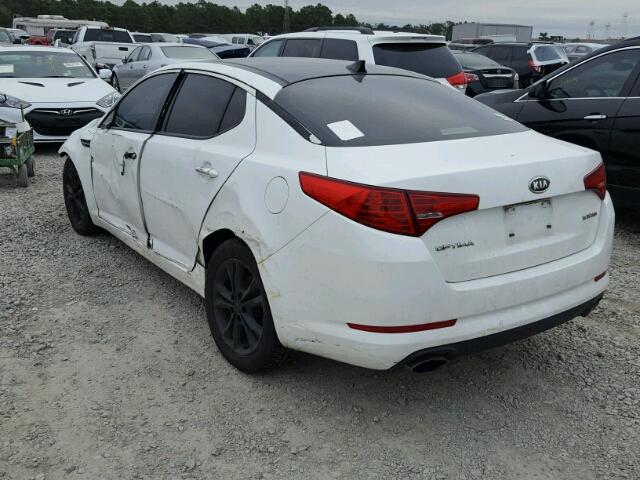 KNAGN4A79B5145205 - 2011 KIA OPTIMA EX WHITE photo 3