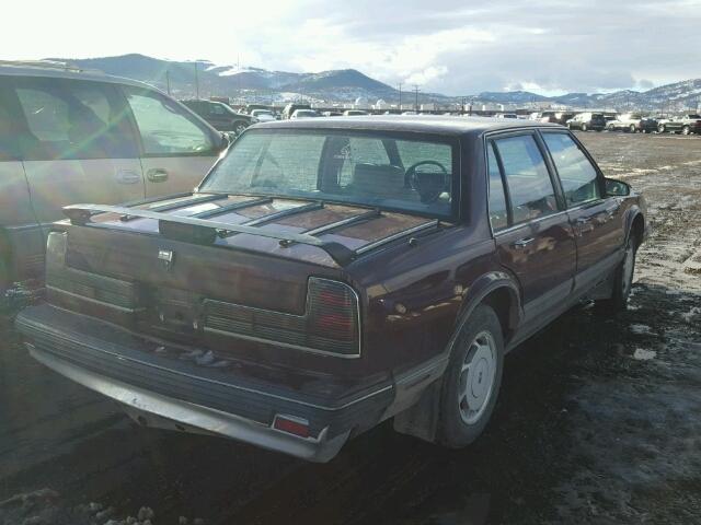 1G3HY54C1LH317045 - 1990 OLDSMOBILE DELTA 88 R MAROON photo 4