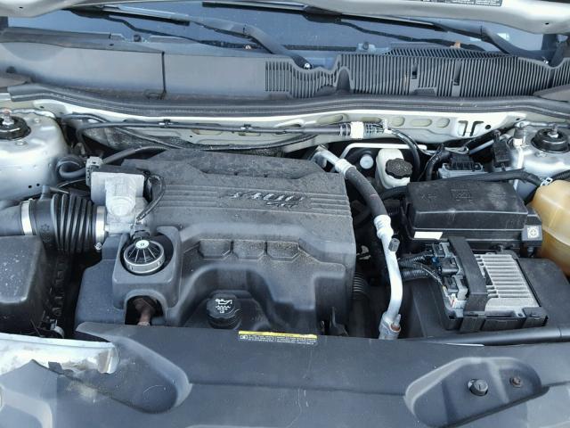 2CKDL63F066174204 - 2006 PONTIAC TORRENT SILVER photo 7