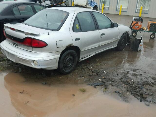 3G2JB52F03S203274 - 2003 PONTIAC SUNFIRE SL SILVER photo 4