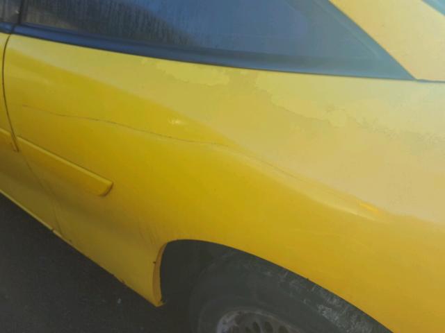 1G1JC12F637286279 - 2003 CHEVROLET CAVALIER YELLOW photo 9