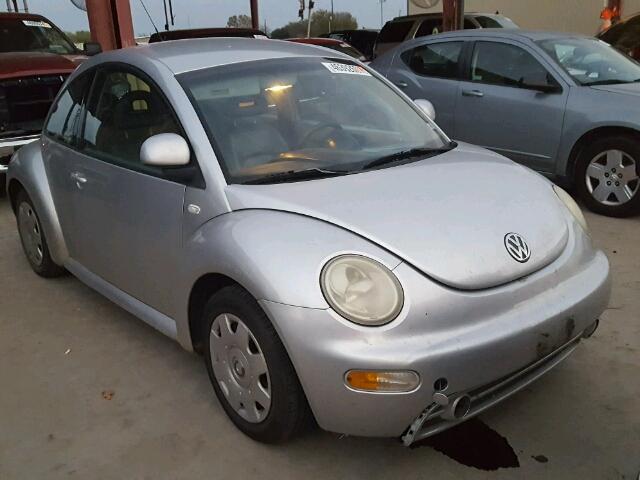 3VWCA21C3YM423188 - 2000 VOLKSWAGEN NEW BEETLE SILVER photo 1