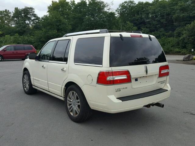 5LMFU28538LJ08934 - 2008 LINCOLN NAVIGATOR Weiß Foto 3