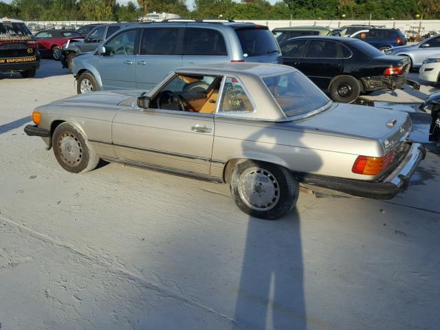 WDBBA48D9JA078372 - 1988 MERCEDES-BENZ 560 SL BEIGE photo 9