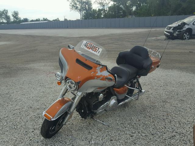 1HD1KEL12EB607799 - 2014 HARLEY-DAVIDSON FLHTK ELEC ვერცხლისფერი ფოტო 2