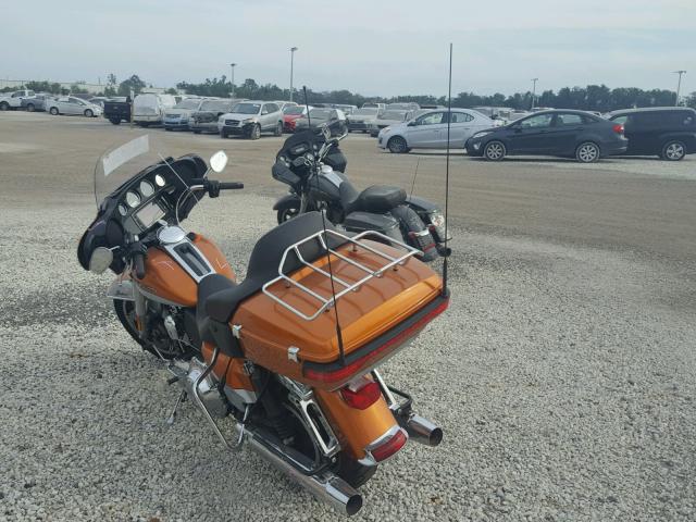 1HD1KEL12EB607799 - 2014 HARLEY-DAVIDSON FLHTK ELEC ვერცხლისფერი ფოტო 3