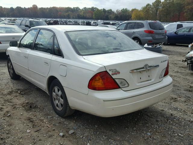 4T1BF28B61U165677 - 2001 TOYOTA AVALON XL WHITE photo 3