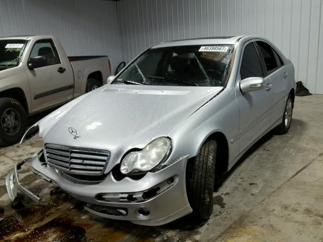 WDBRF92H67F864702 - 2007 MERCEDES-BENZ C 280 4MAT SILVER photo 2