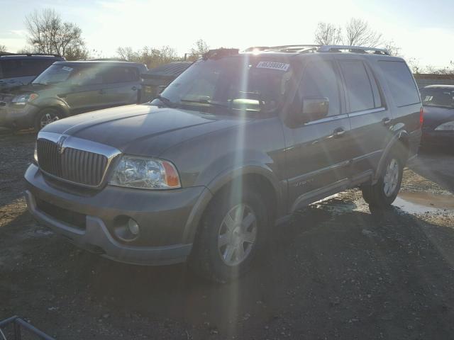 5LMFU28R73LJ15770 - 2003 LINCOLN NAVIGATOR GOLD photo 2