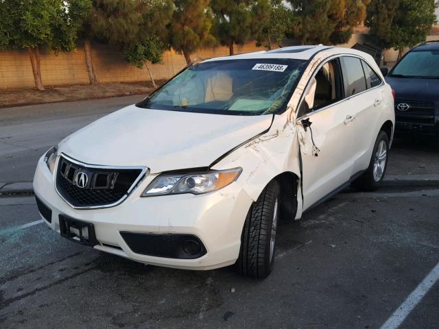 5J8TB3H35FL019045 - 2015 ACURA RDX BASE WHITE photo 2