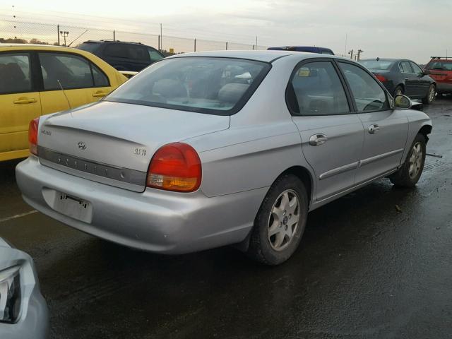 KMHWF35V6YA229850 - 2000 HYUNDAI SONATA GLS SILVER photo 4