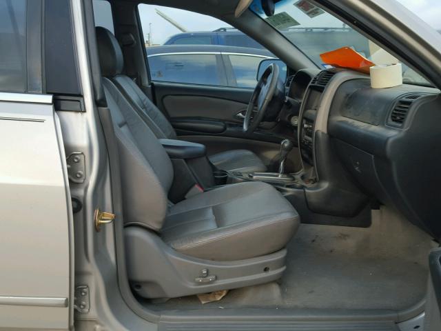 4S2DE58Y444602252 - 2004 ISUZU AXIOM XS Gümüş foto 5