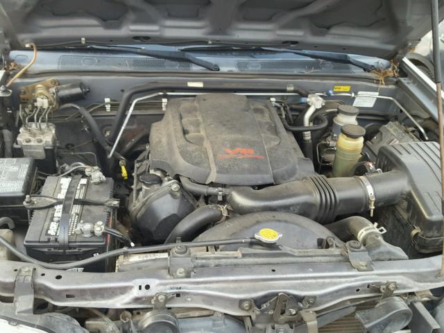 4S2DE58Y444602252 - 2004 ISUZU AXIOM XS Gümüş foto 7