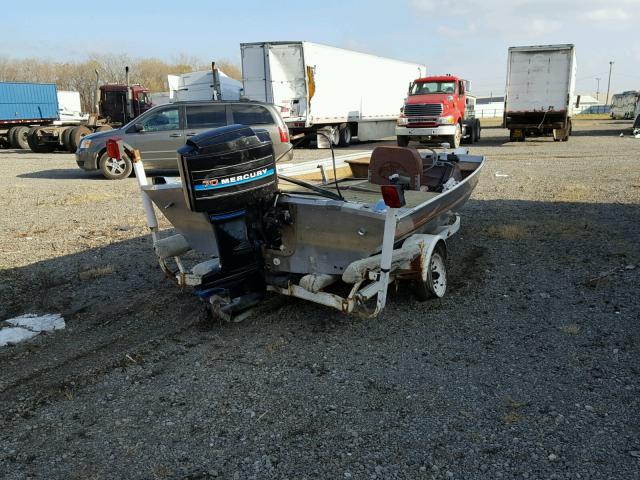 BUJ26616M84G - 1984 BASS BOAT SILVER photo 4