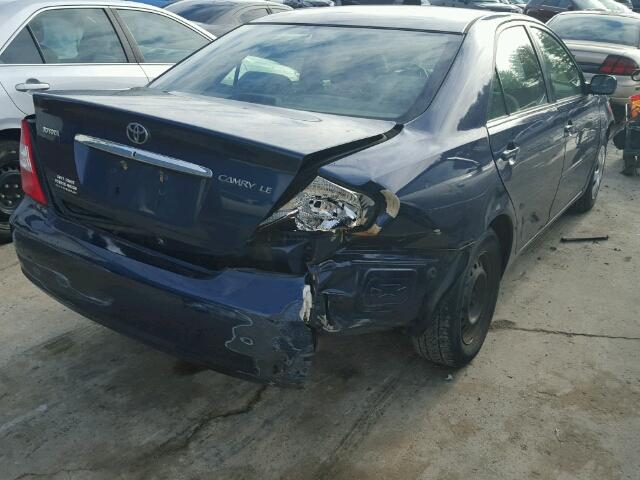 JTDBE32K520112855 - 2002 TOYOTA CAMRY LE 蓝色 照片 4