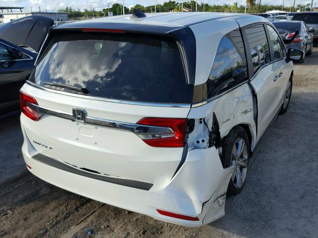 5FNRL6H72JB044460 - 2018 HONDA ODYSSEY EX WHITE photo 4