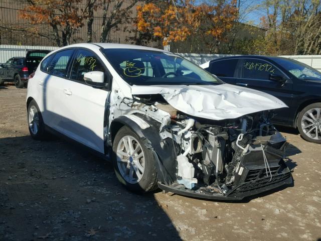 1FADP3KE3GL228029 - 2016 FORD FOCUS SE WHITE photo 1