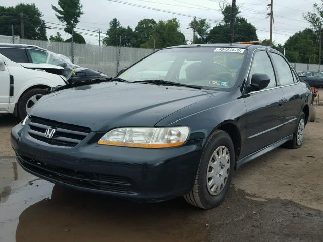 1HGCF86651A070581 - 2001 HONDA ACCORD VAL GREEN photo 2